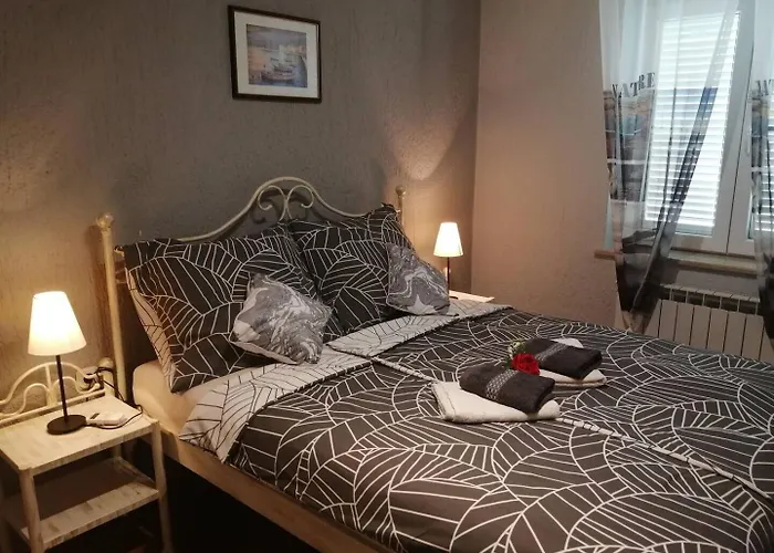 Leonard Apartman