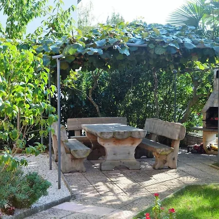 Διαμέρισμα Leonard *